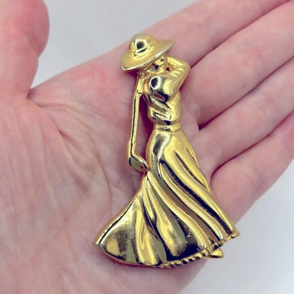 Vintage Signed FORT Lady Golfer Brooch | 3” Gold Tone Figural Pin